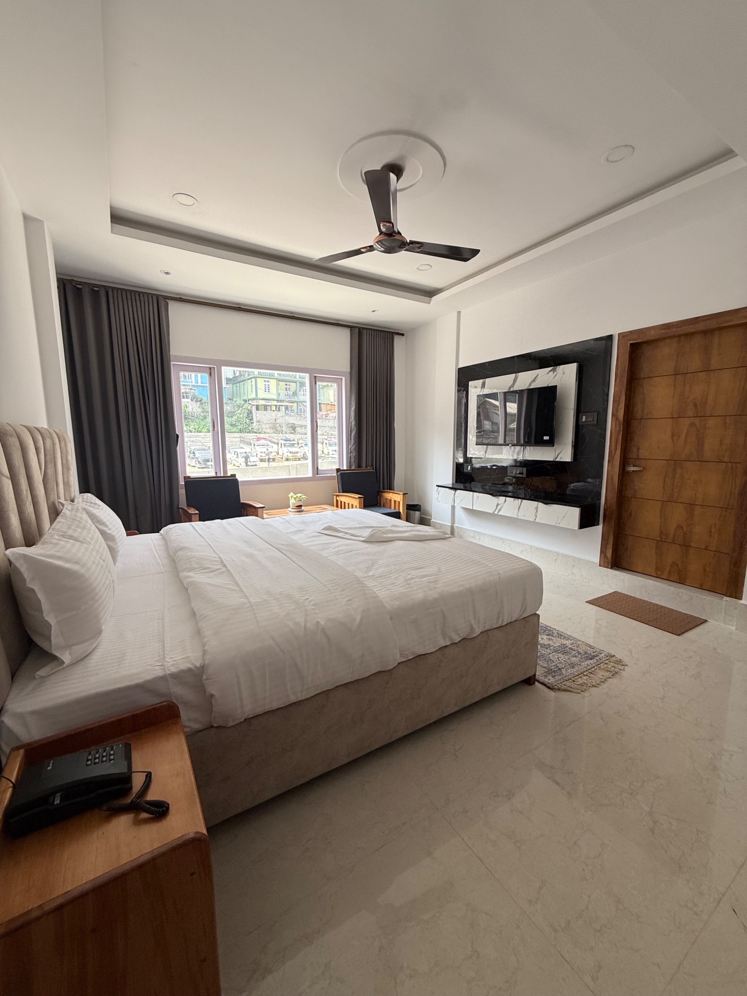 Hill View Hotel photo 3